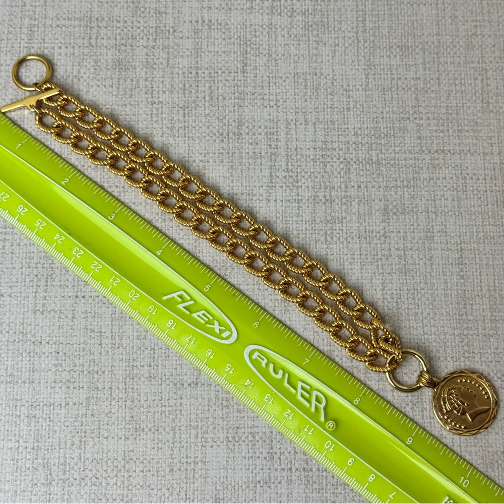 Upcycled Gold Tone Link Necklace with Queen Medallion Pendant - Picture 4 of 6